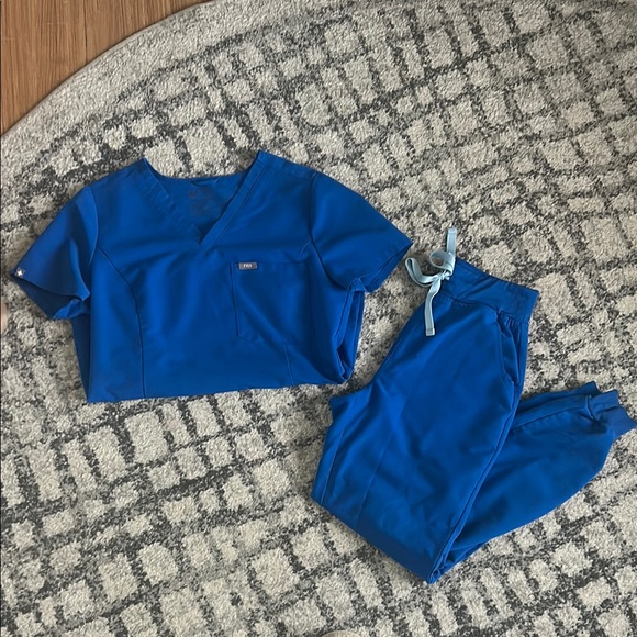 Blue Scrub Set - Picture 3 of 8